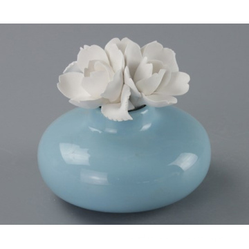 Hot Sale Perfume Bottle with Ceramic Flower Cap